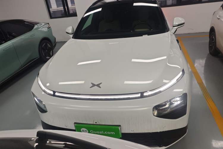 Used XPeng G9 2025 625 Long-Range Max Exterior 1