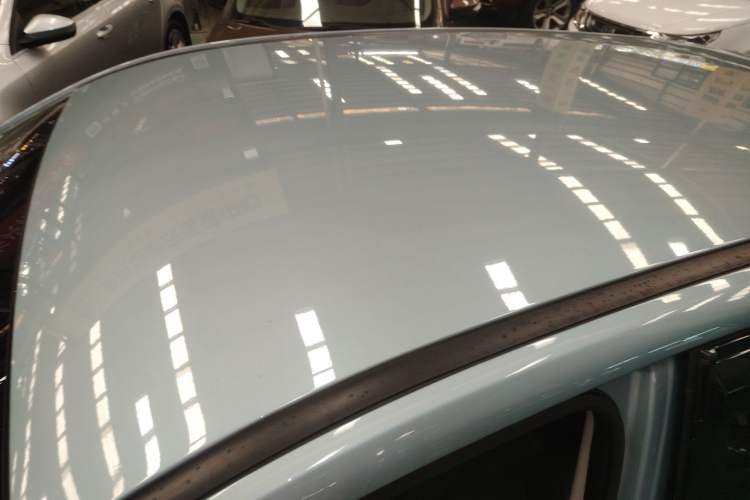 Used NETA V 2022 Long-Range Industry Custom Edition Roof