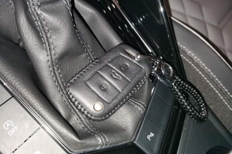 Used Volkswagen Tayron 2023 280TSI Two-Wheel-Drive Luxury Plus Advanced Version Vehicle Key