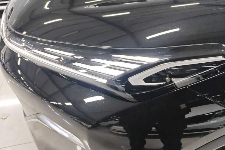 Used Geely Galaxy Galaxy Xingjian 7 EM-i 2025 120km Exploration+ Version