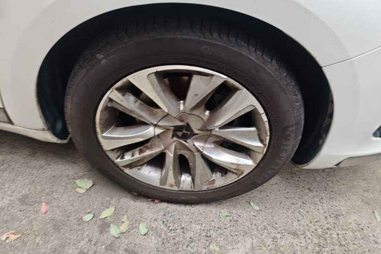 Used DS 5 2014 1.6T Luxury Edition THP160
