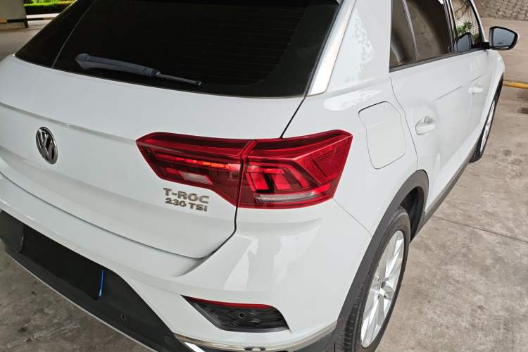 Used Volkswagen T-ROC 2019 230TSI DSG Two-Wheel-Drive Advanced Version China VI Standard