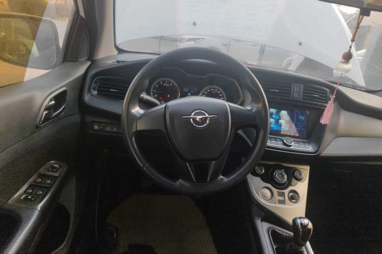 Used Haima M3 2016 1.5L Manual Comfort Model with Sunroof
