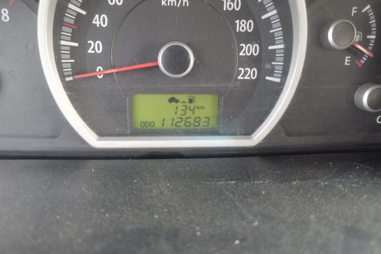 Used Kia Sportage 2011 2.0L Manual Two-Wheel-Drive GLS Odometer Close Up