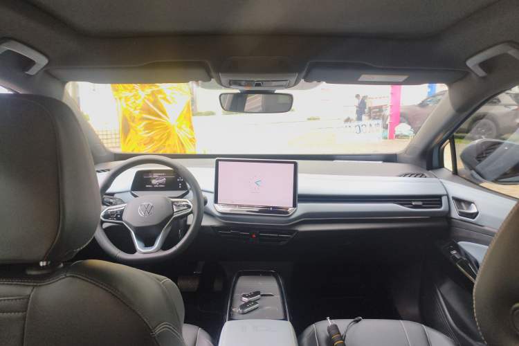 Used Volkswagen ID.4 X 2025 Smart Version Pure & Intelligent Enjoyment Edition Headliner