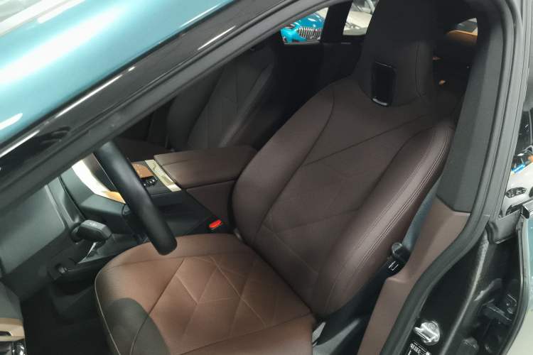 Used BMW iX 2022 xDrive40
