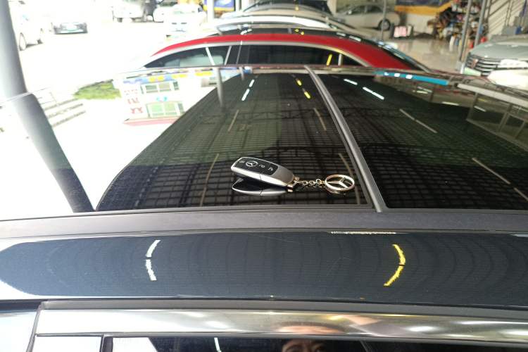 Used Mercedes-Benz E-Class 2019 E 300 L Luxury Model
