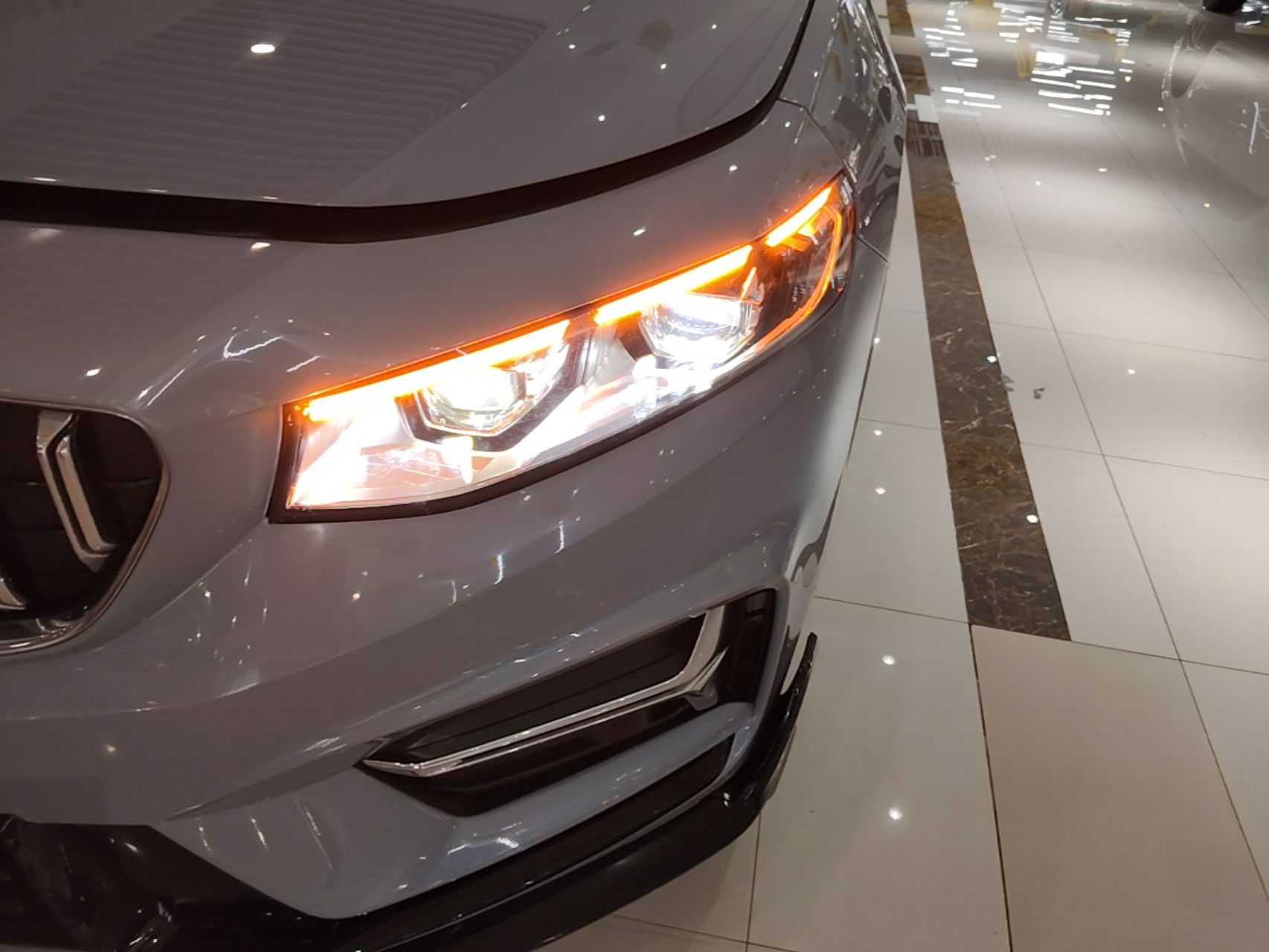 Geely Auto Preface 2025 Dongfang Yao 2.0TD Moonlight Edition — снимка 8
