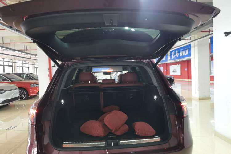 Used Hima AITO M8 2025 Extended-Range Ultra Version 53.4 kWh 5-Seater Edition