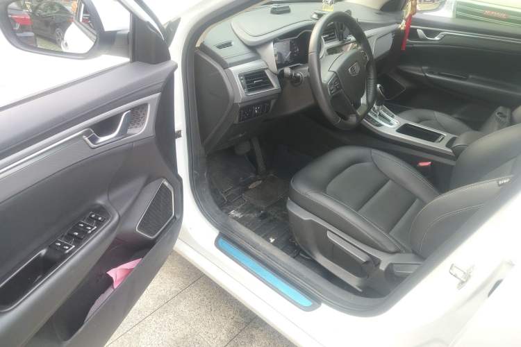 Used Geely Auto Emgrand GL 2017 1.8L DCT Elite Model
