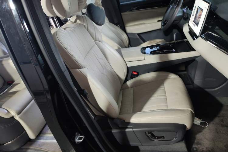 Used Zeekr 009 2022 WE Edition