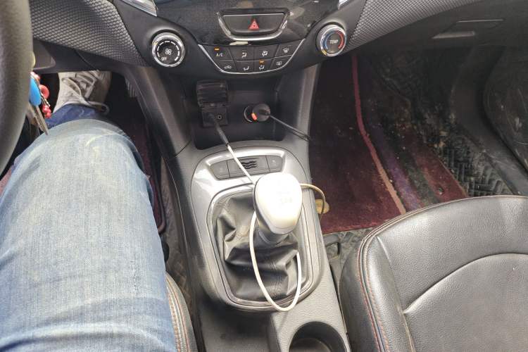 Used Chevrolet Cruze 2017 1.5L Manual Pioneer Edition
