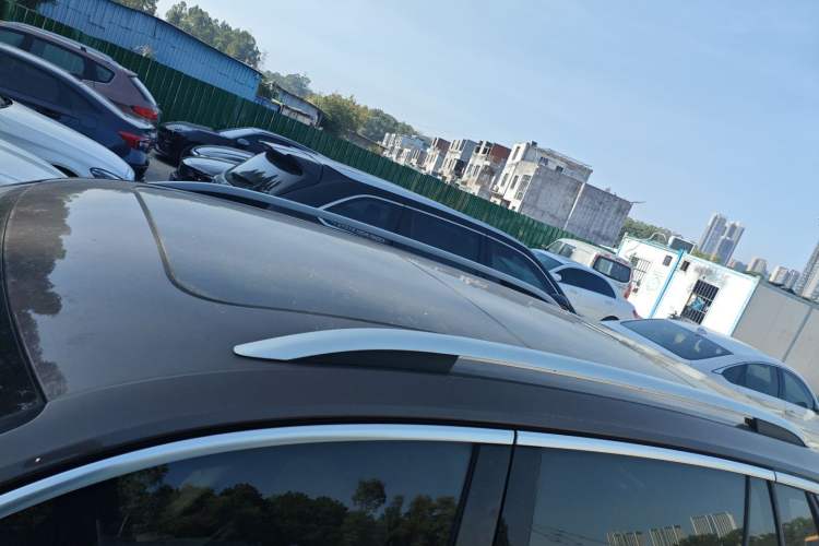 Used Volkswagen Tayron 2019 330TSI Two-Wheel Drive Luxury Model China VI Standard