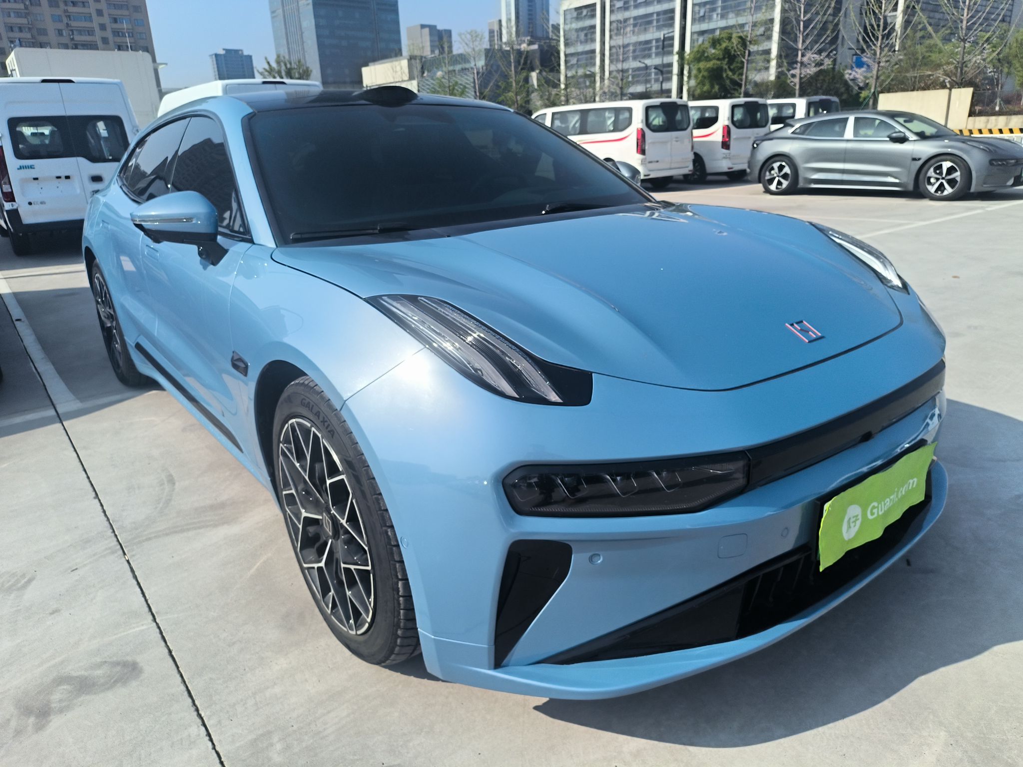 Zeekr 001 3