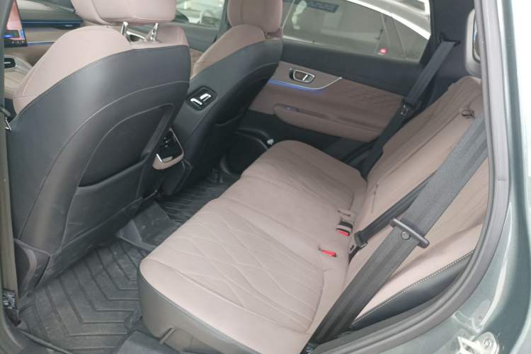 Used Chery Fengyun T8 2025 1.5T 130km Deluxe Version 5 Seats Left Rear Seat