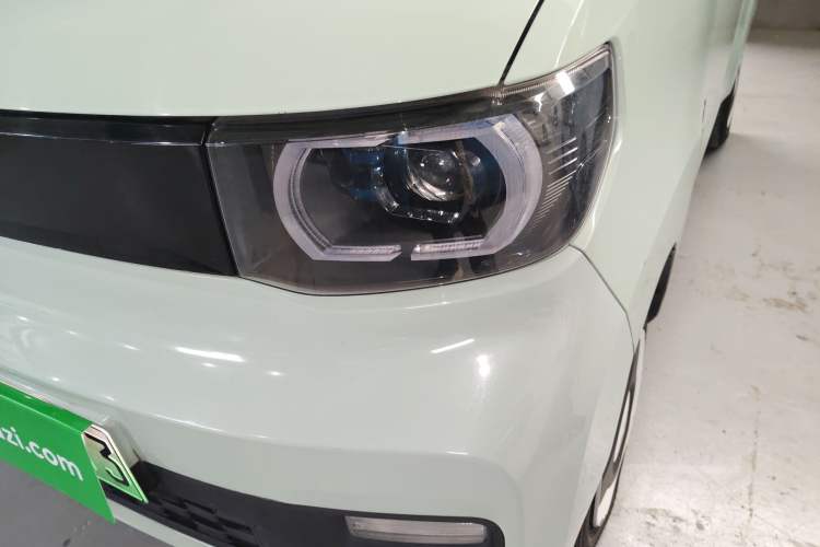 Used Wuling Hongguang MINIEV 2021 Macaron Premium Model – Lithium Iron Phosphate