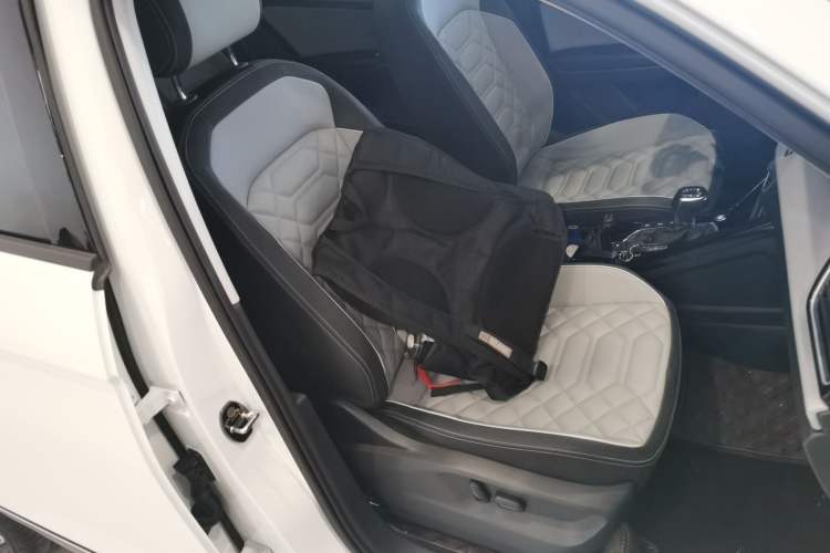 Used Volkswagen Tayron 2025 Zhongxiang Version 300TSI Right Front Seat