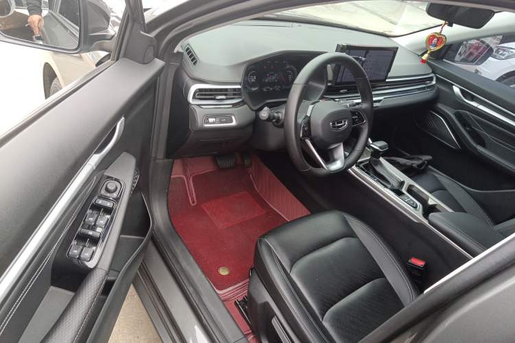 Used Geely Auto Emgrand 2023 4th Generation Champion Edition 1.5L CVT Prestige Model Driver Seat