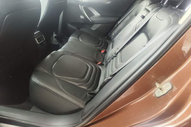 Used DS 6 2014 1.6T Luxury Edition THP160
