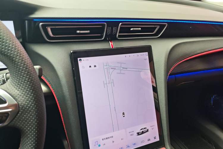 Used Hongqi H6 2025 2.0T ZhiMei Edition Audio And AC Panel