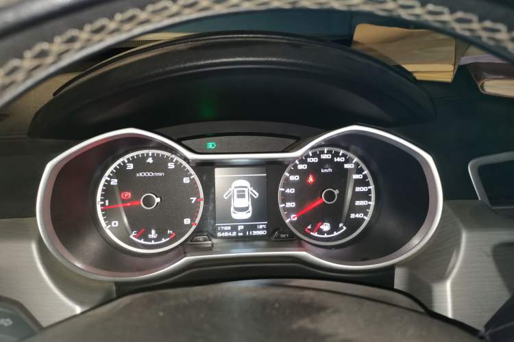 Used Geely Auto Emgrand X7 Sport 2018 1.8TD Automatic Two-Wheel Drive Zhiya Model