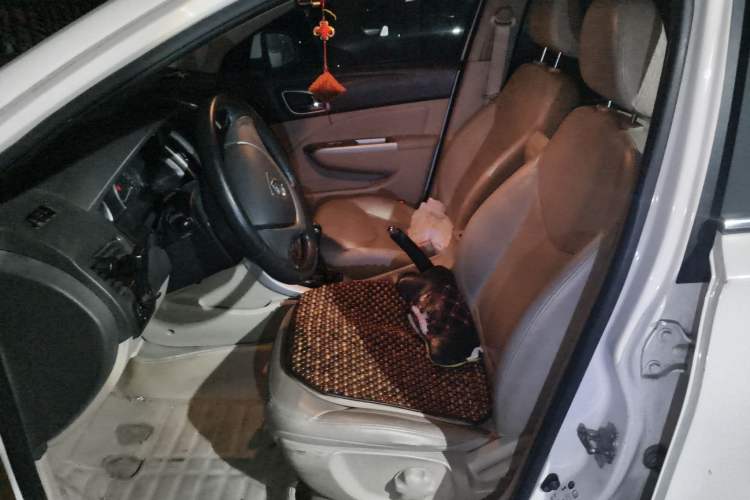 Used Baojun 630 2014 1.5L manual Elite version
