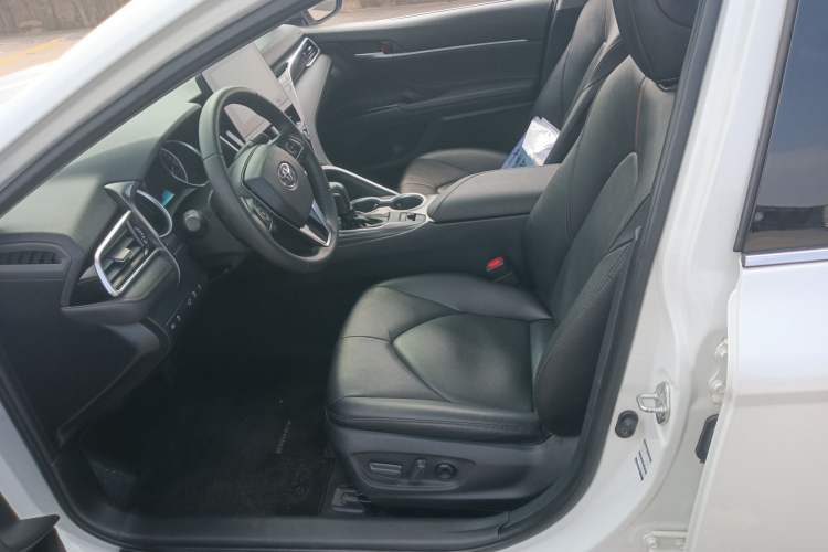 Used Toyota Camry 2021 2.0G Luxury Edition Left Front Seat