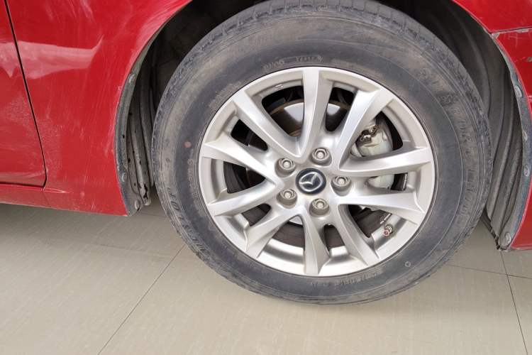 Used Mazda 3 Axela 2017 Sedan 1.5L Automatic Luxury Model China VI Standard