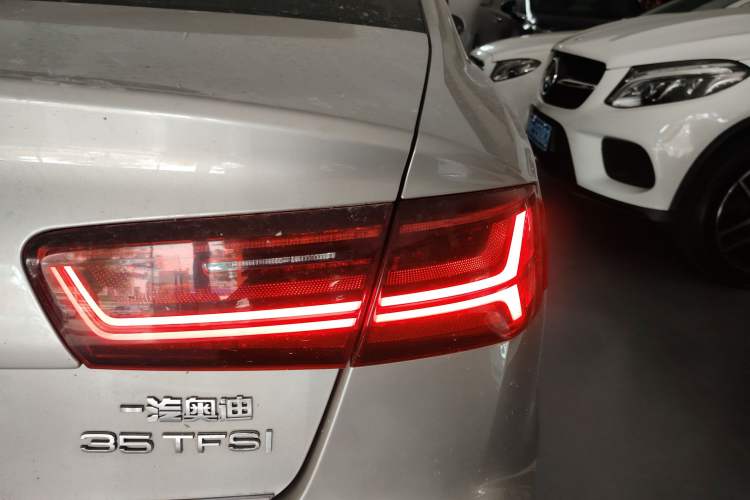 Used Audi A6L 2018 30th Anniversary Edition 35 TFSI Fashion Model
