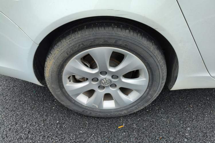 Used Buick Regal 2015 1.6T Leading Technology Model Right Rear Wheel Hub