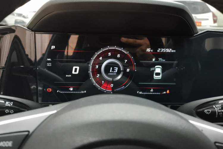 Used Hyundai Elantra 2022 1.5L CVT LUX Prestige Edition Instrument Cluster