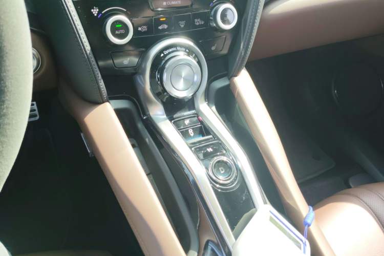 Used Acura CDX 2016 1.5T Two-Wheel Drive Deluxe Edition