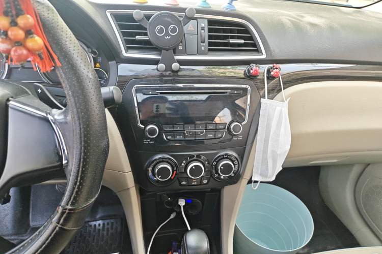 Used Suzuki Alivio 2015 1.6L Automatic Enjoyment Model
