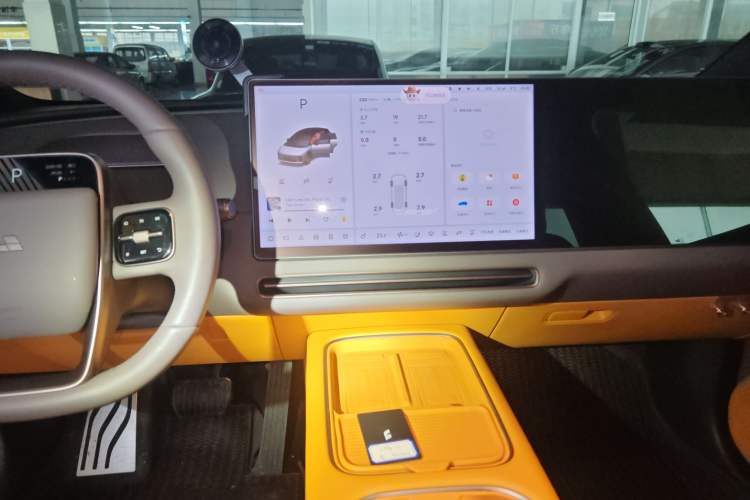 Used Li Auto i6 2025 Model Four-Wheel-Drive Standard Type