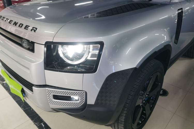 Used Land Rover Defender 2022 90 Two-Door 2.0T Standard Version European Edition