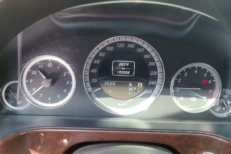 Used Mercedes-Benz E-Class 2012 E 200 L CGI Elegant Model Odometer Close Up