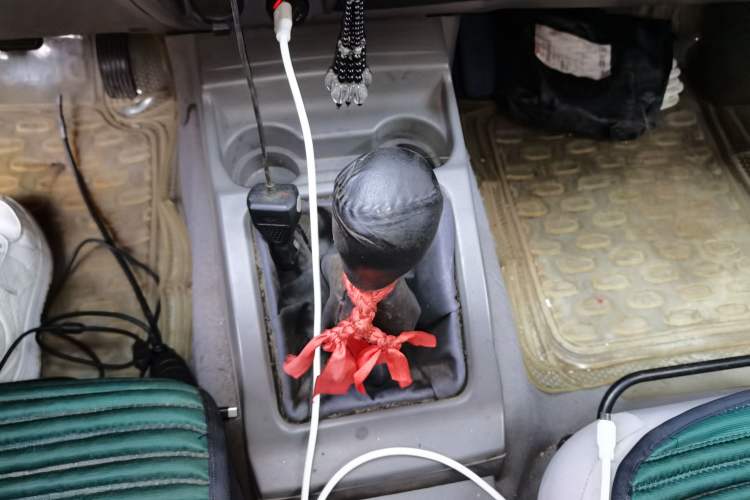 Used FAW Kuncheng 2013 2.2L Elite Edition