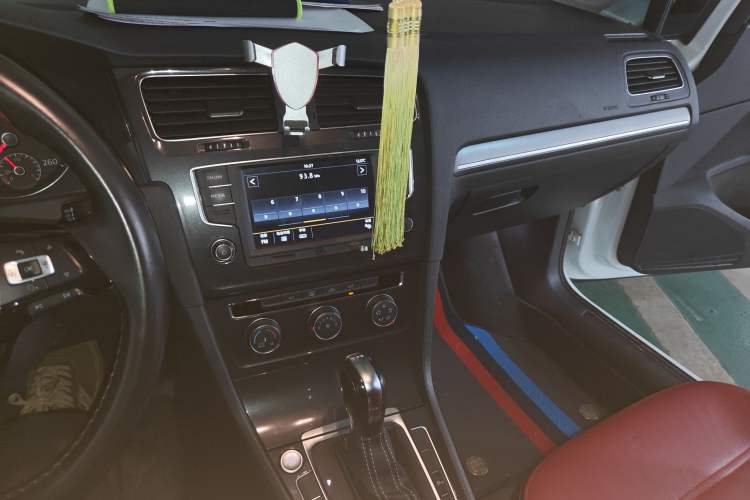 Used Volkswagen Golf 2017 230TSI Automatic Comfort Edition – Celebrating Milestone of One Million Units