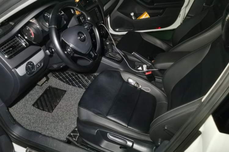 Used Volkswagen Sagitar 2018 1.6L Automatic Comfort Model
