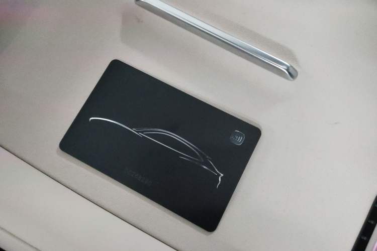 Used Xiaomi Auto YU7 2025 Ultra-Long Range Rear-Wheel Drive Version
