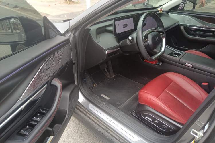 Used XPeng P7 2023 P7i 610 Max Performance Edition Driver Seat