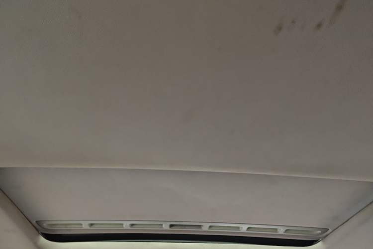 Used Roewe 360 2018 PLUS 1.5L Automatic Luxury Edition Headliner