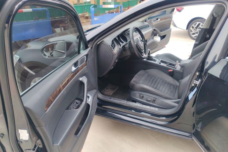 Used Volkswagen Magotan 2018 330TSI DSG Luxury Model