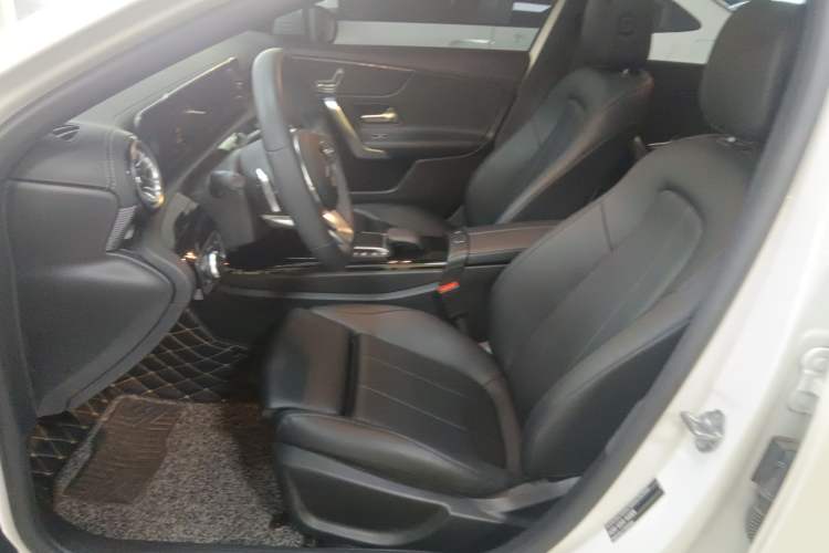 Used Mercedes-Benz A-Class 2022 Restyled A 200 L Sport Sedan Fashion Version Left Front Seat