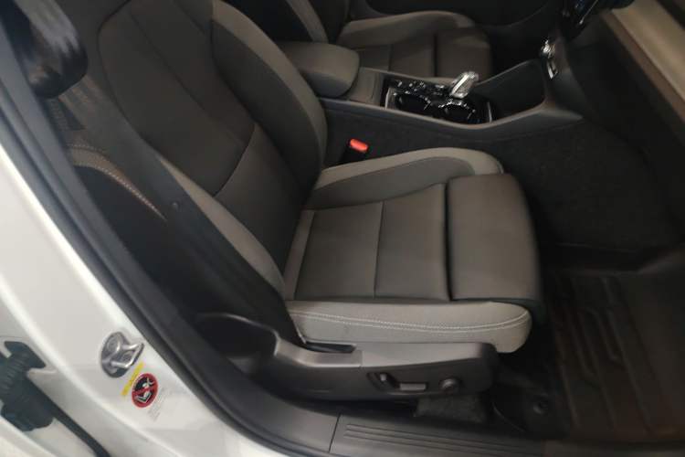 Used Volvo XC40 2023 B3 Zhiyuan Luxury Edition Right Front Seat