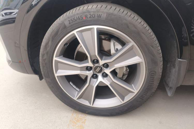 Used Audi Q5L 2022 Updated 45T Luxury Dynamic Version