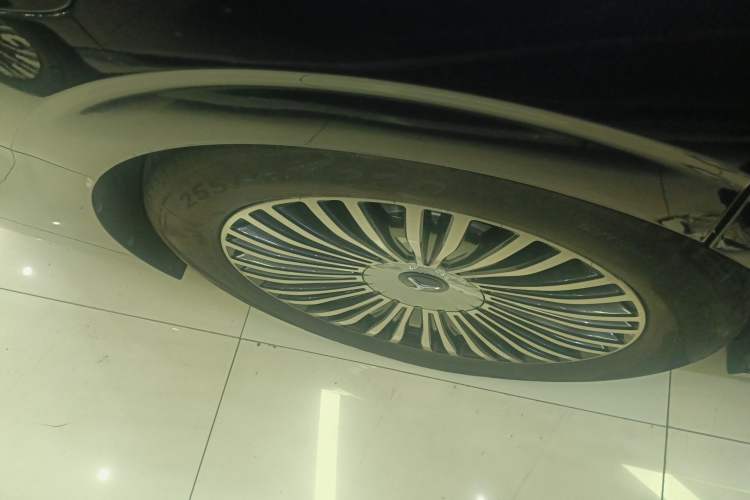 Used VOYAH Dream 2025 PHEV Four-Wheel-Drive Flagship Kunpeng Edition