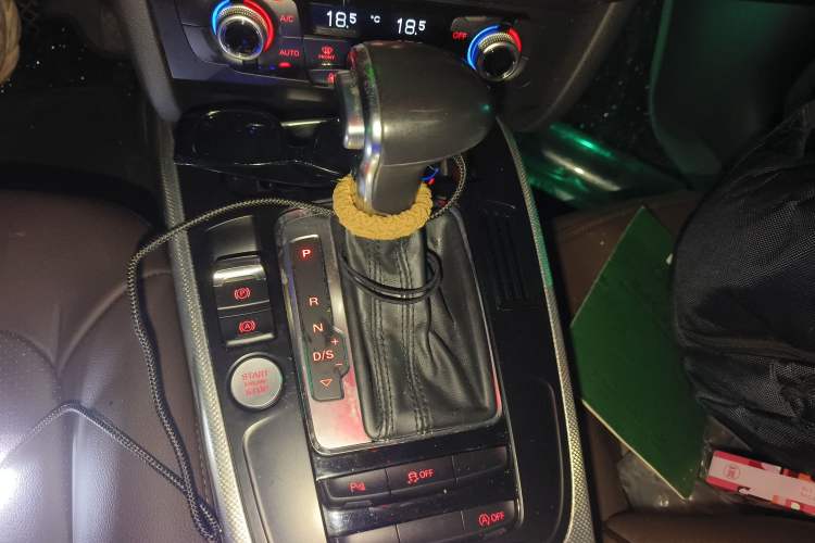 Used Audi A5 2016 Restyled Sportback 45 TFSI Comfort Version Gear Lever