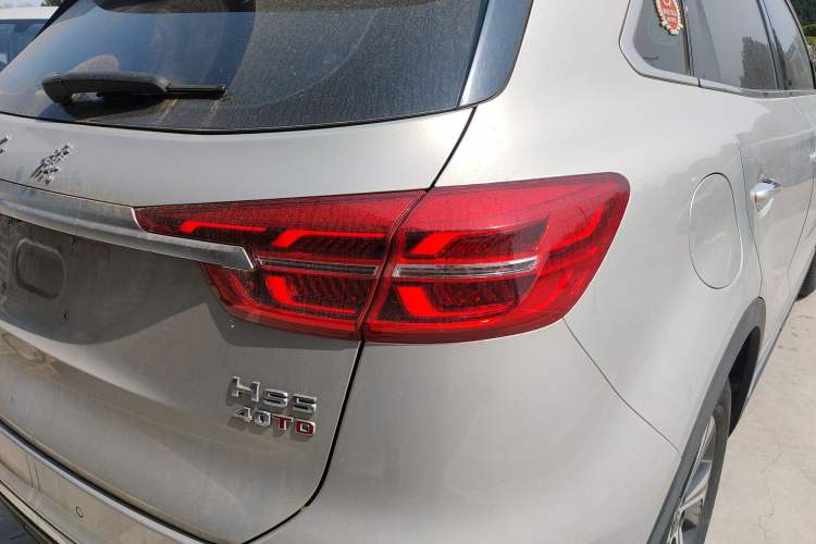 Used Hongqi HS5 2019 2.0T Smart Connect Flagship Edition Right Rear Taillight