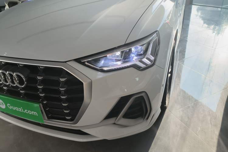 Used Audi Q3 2023 40 TFSI Fashion Dynamic Model